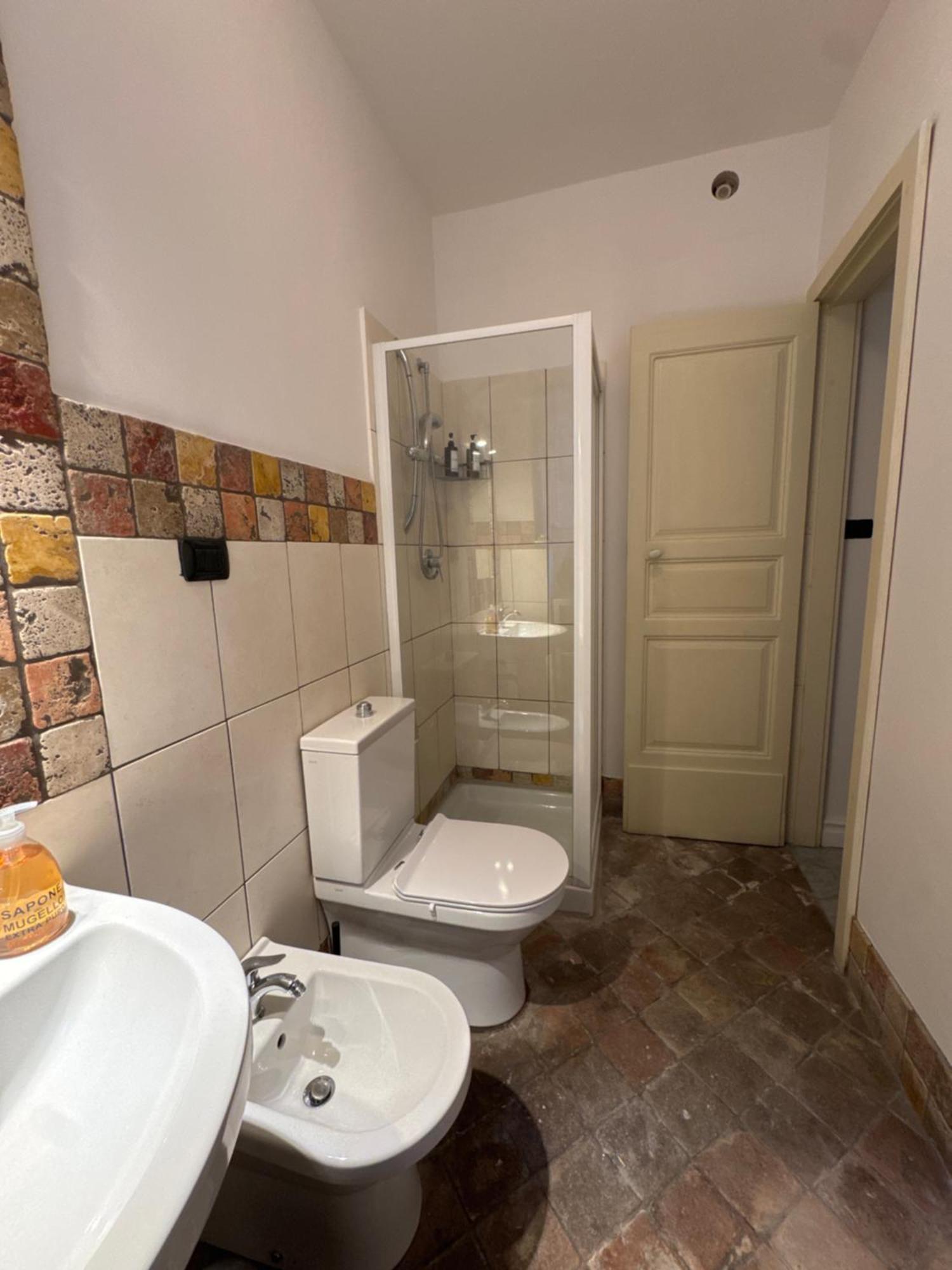 W Like Apartment On Hert Of City Center カターニア エクステリア 写真