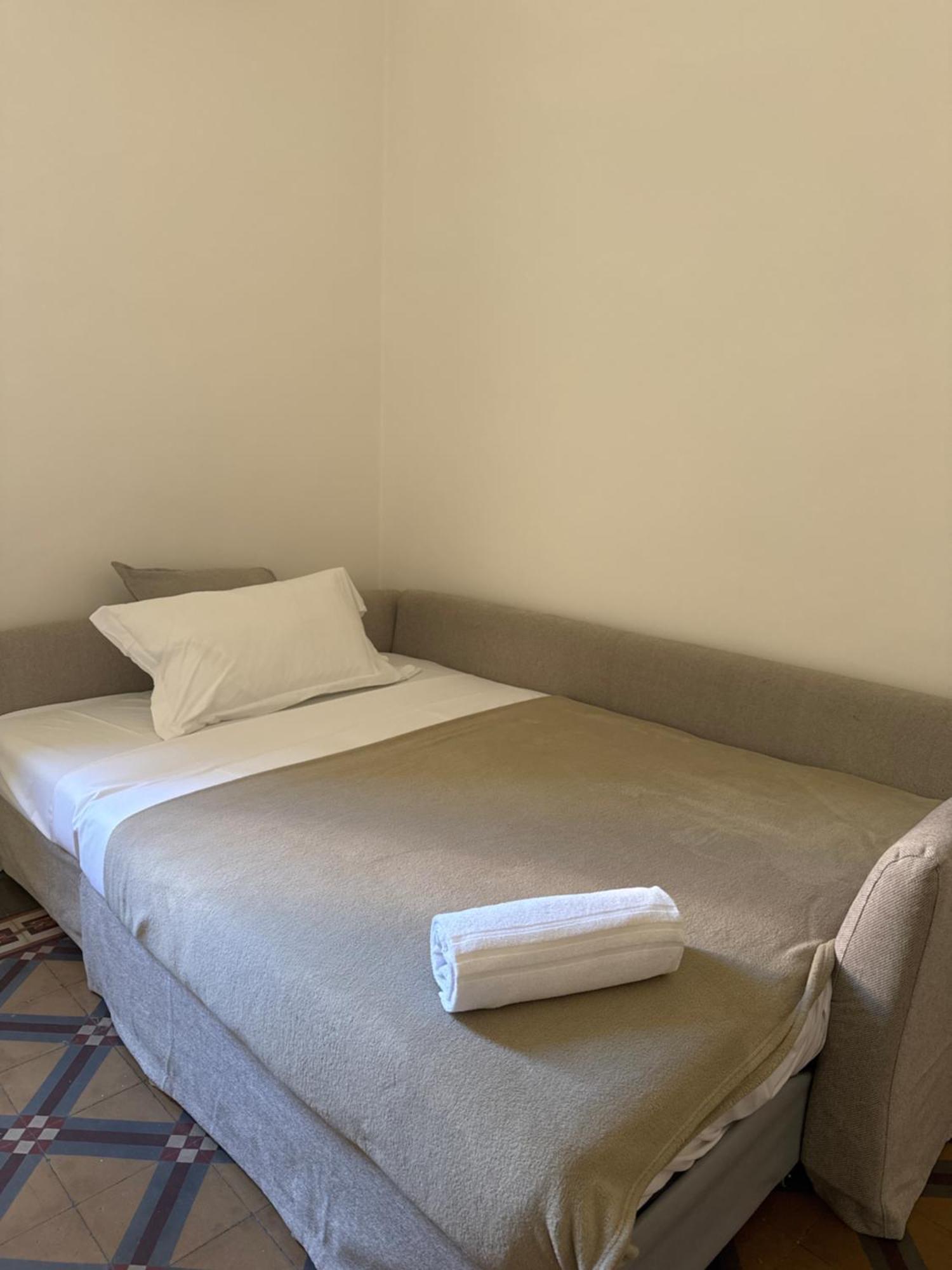 W Like Apartment On Hert Of City Center カターニア エクステリア 写真